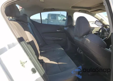 2016 Acura Tlx z USA, uszkodzony, nr VIN 19UUB1F32GA008089